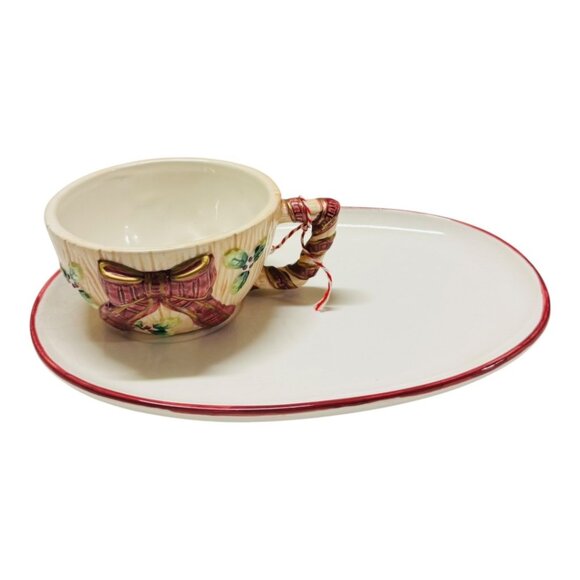 Vintage WBI Cookies For Santa Holly & Bow Ceramic Teacup & Saucer Set - Picture 1 of 10